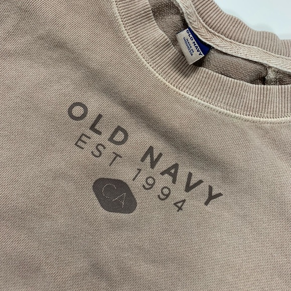 Old navy crewneck sweater - Picture 2 of 6